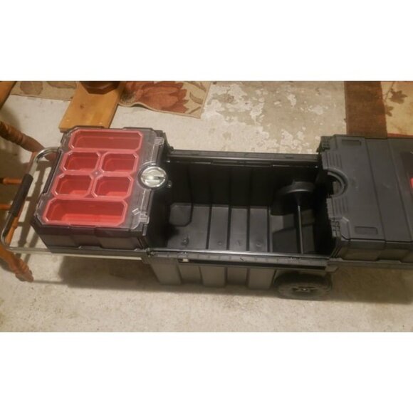 Resin Rolling Tool Box with Locking System and Removable Bins - Picture 4 of 5